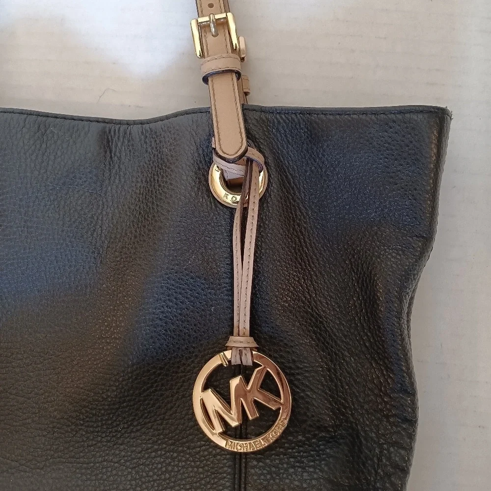 Michael Kors Tote Bag Women Large Black Pebbled Leather Tan Straps Gold Hardware - Picture 2 of 9
